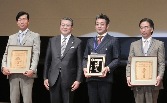 覚悟を持って新酒蔵を建設。伝統製法と最新設備を融合させた酒造りに挑む。